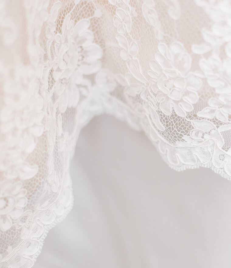 Photo of the dress with the lace